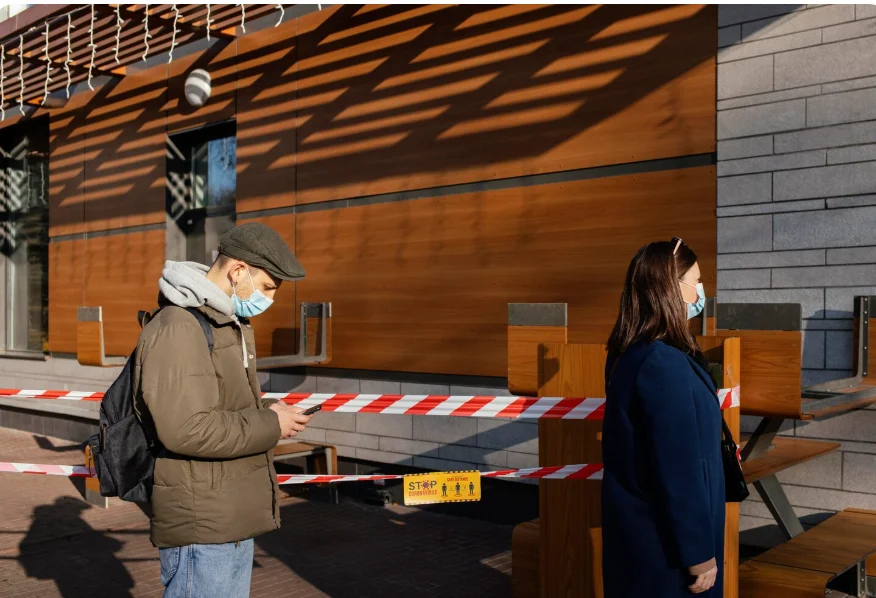 Tips for Selecting the Right Materials for Outdoor Barriers